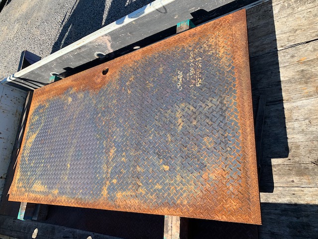 縞鋼板 敷鉄板 4×8 22mm (厚み） | 中古建機重機の買取販売の愛知県 